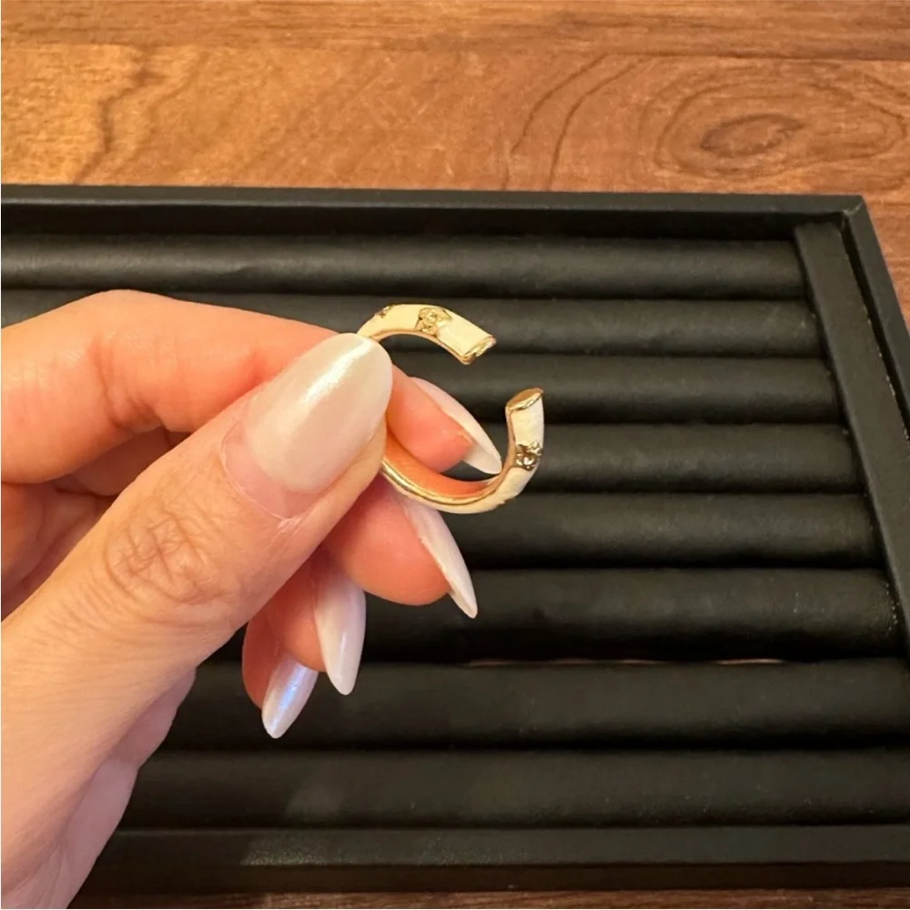Women’s Vintage Enamel White Zircon Gold Flower Adjustable Ring Size 7.25